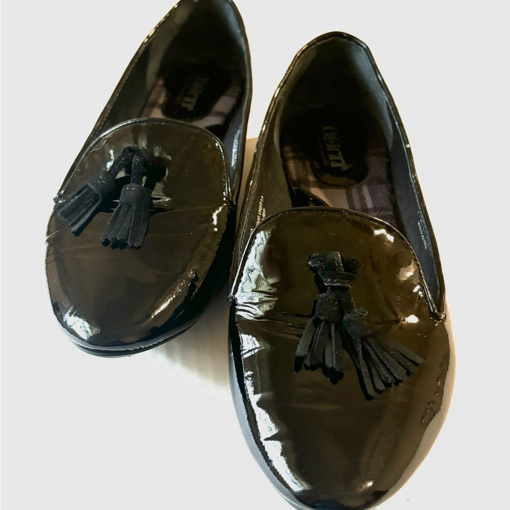 Born Black Patent Flats Size 8